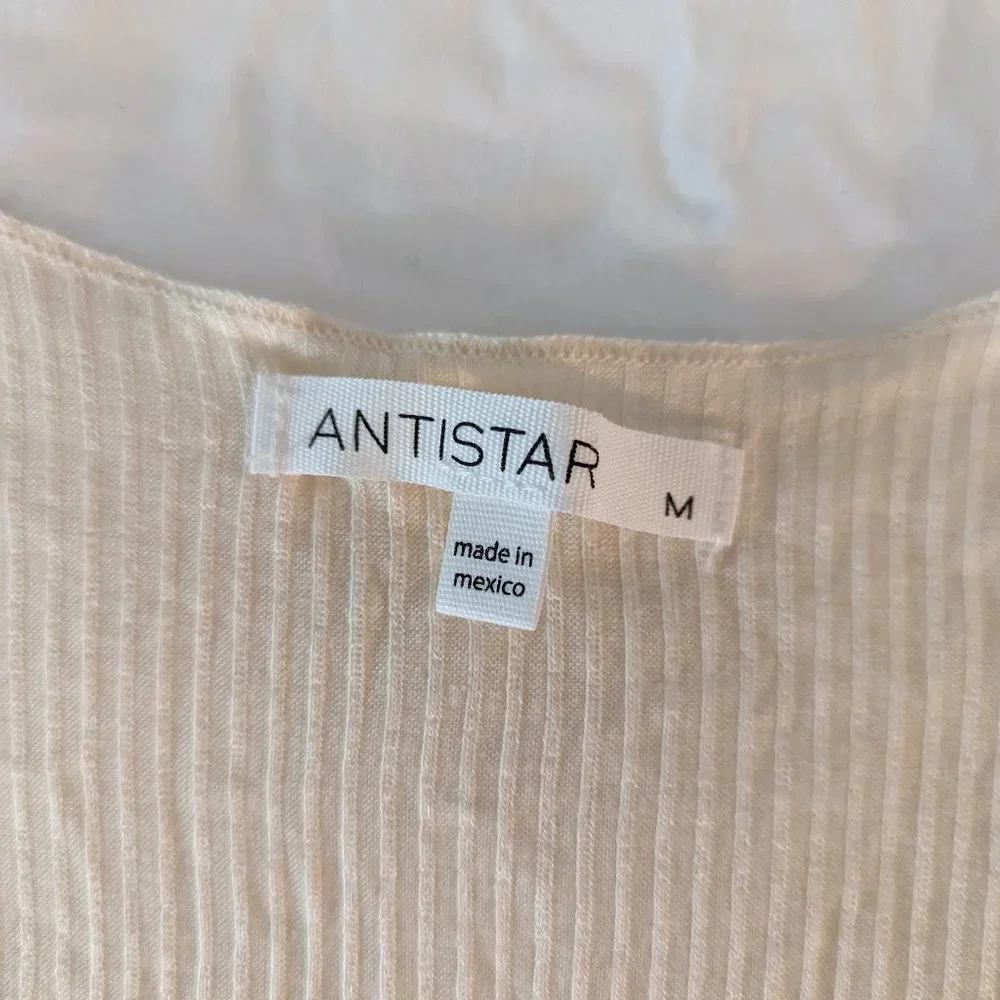 Women's Antistar cropped stretch cinched ruffle cap-sleeve top, cream, size M - Picture 4 of 6